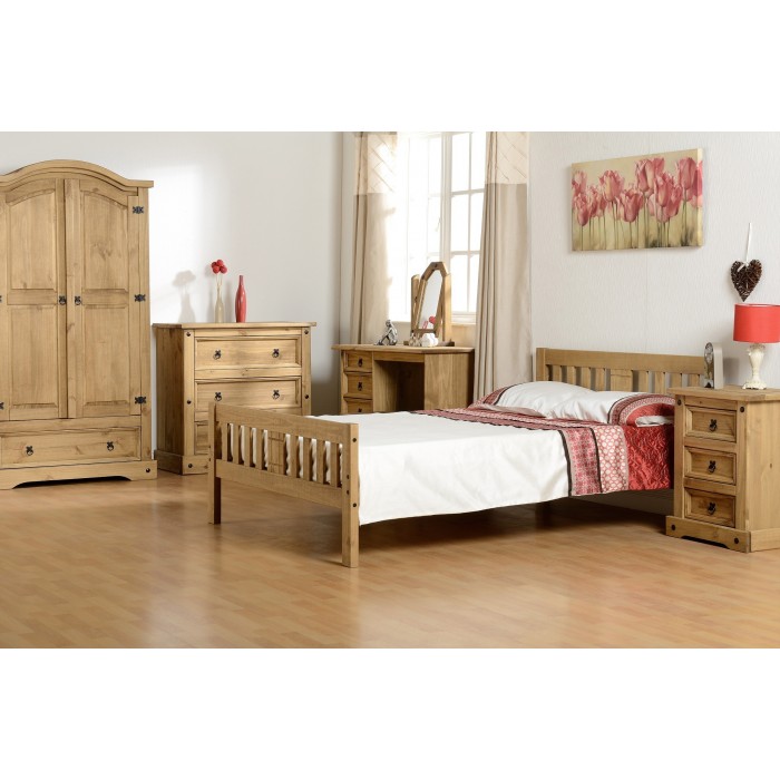 Rio 4FT6 Bedframe - Distressed Waxed Pine