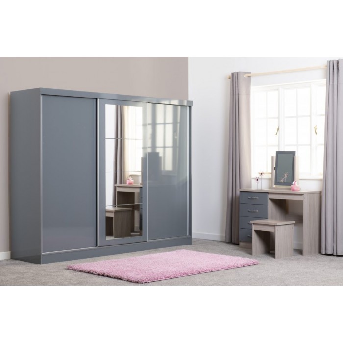 Nevada 3 Door Slider Wardrobe - Grey Gloss